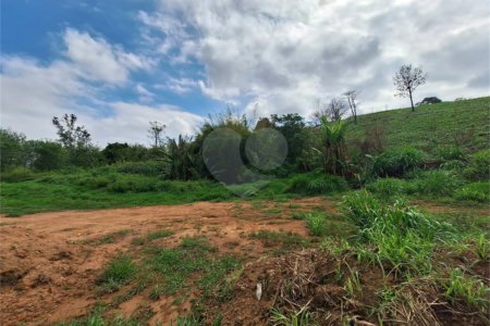 Área de Terra à venda com 1 suíte em Cocais, Itatiba, SP