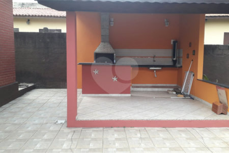 Casa à venda com 3 quartos, sendo 1 suíte, em Marambaia, Vinhedo, SP