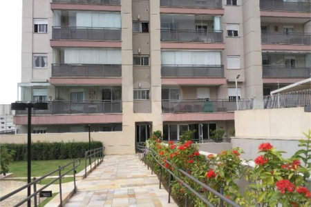 Apartamento à venda com 2 quartos, sendo 1 suíte,  em Vila Paiva, São Paulo, SP