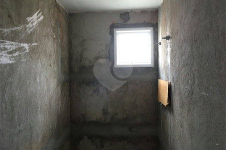Casa à venda com 4 quartos, sendo 3 suítes,  em Vila Monumento, São Paulo, SP