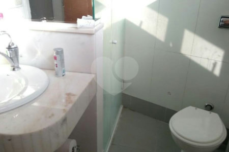 Casa à venda com 3 quartos, sendo 1 suíte,  em Santana, São Paulo, SP