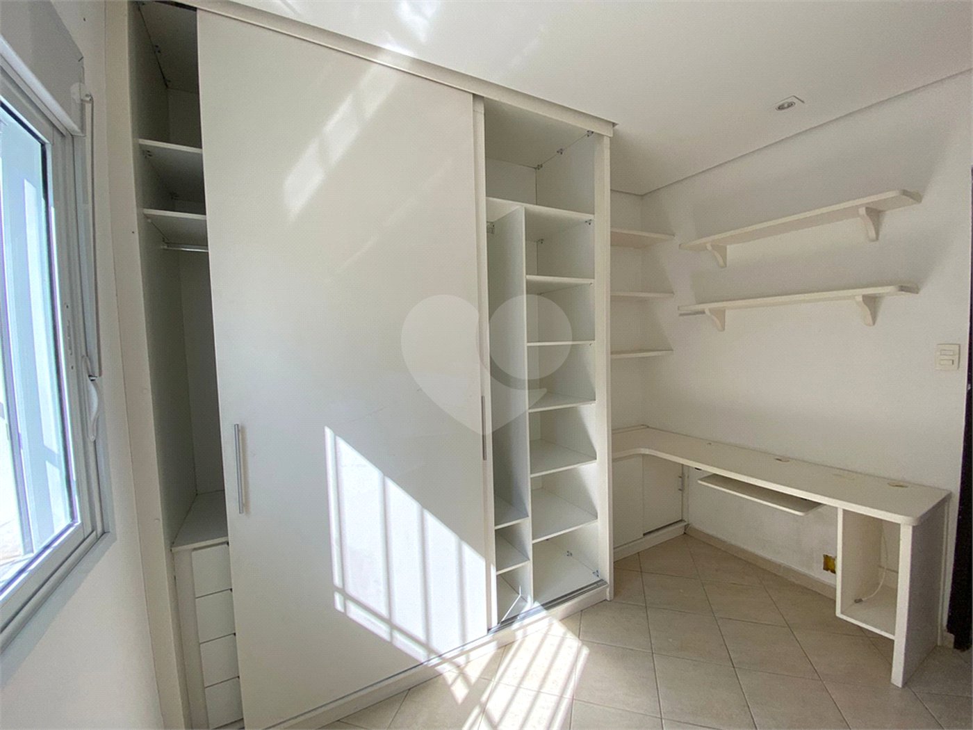 Casa à venda com 5 quartos, sendo 1 suíte,  em Indianópolis, São Paulo, SP
