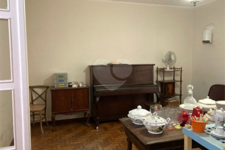Casa de Vila à venda com 3 quartos, sendo 1 suíte, em Brooklin Paulista, São Paulo, SP