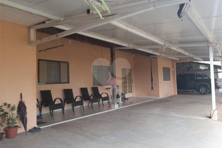 Chácara à venda com 3 quartos, sendo 1 suíte, em Cachoeira, Vinhedo, SP