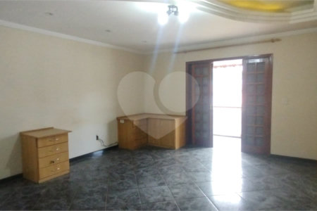 Casa à venda com 3 quartos, sendo 2 suítes,  em Jardim Maria do Carmo, Sorocaba, SP