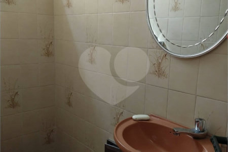 Sobrado à venda com 3 quartos, sendo 1 suíte,  em Jardim Franca, São Paulo, SP