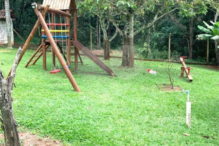 Casa à venda com 10 quartos, sendo 3 suítes, no condomínio Chácaras Campo Verde, Campo Limpo Paulista - SP