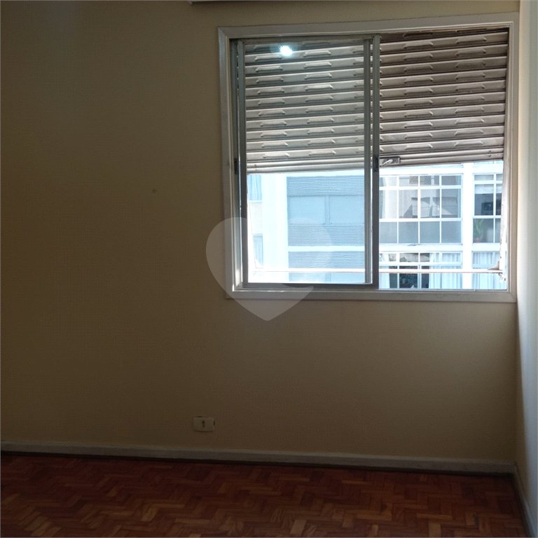 Apartamento à venda com 3 quartos, sendo 1 suíte, em Pinheiros, São Paulo, SP