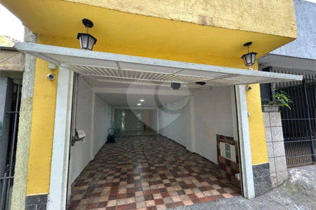 Casa de Vila para alugar com 4 suítes em Vila Romana, São Paulo, SP