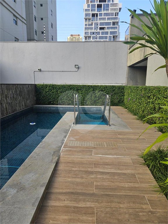 Apartamento à venda com 2 quartos, sendo 1 suíte,  em Pinheiros, São Paulo, SP