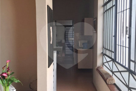 Casa Térrea à venda com 3 quartos em Vila Pompéia, São Paulo, SP