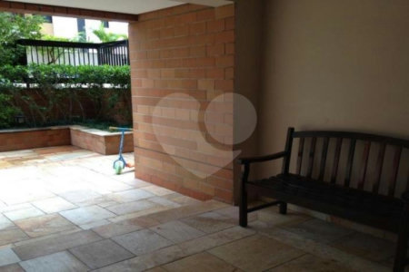 Apartamento à venda com 3 quartos, sendo 2 suítes, em Brooklin, São Paulo, SP