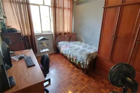 Apartamento à venda com 3 quartos, sendo 2 suítes,  em Tijuca, Rio de Janeiro, RJ