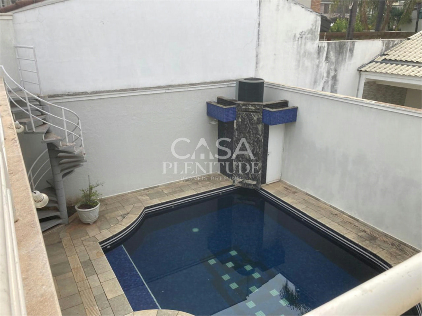 Casa em condomínio à venda com 4 quartos, sendo 3 suítes, em Aparecidinha, Sorocaba, SP
