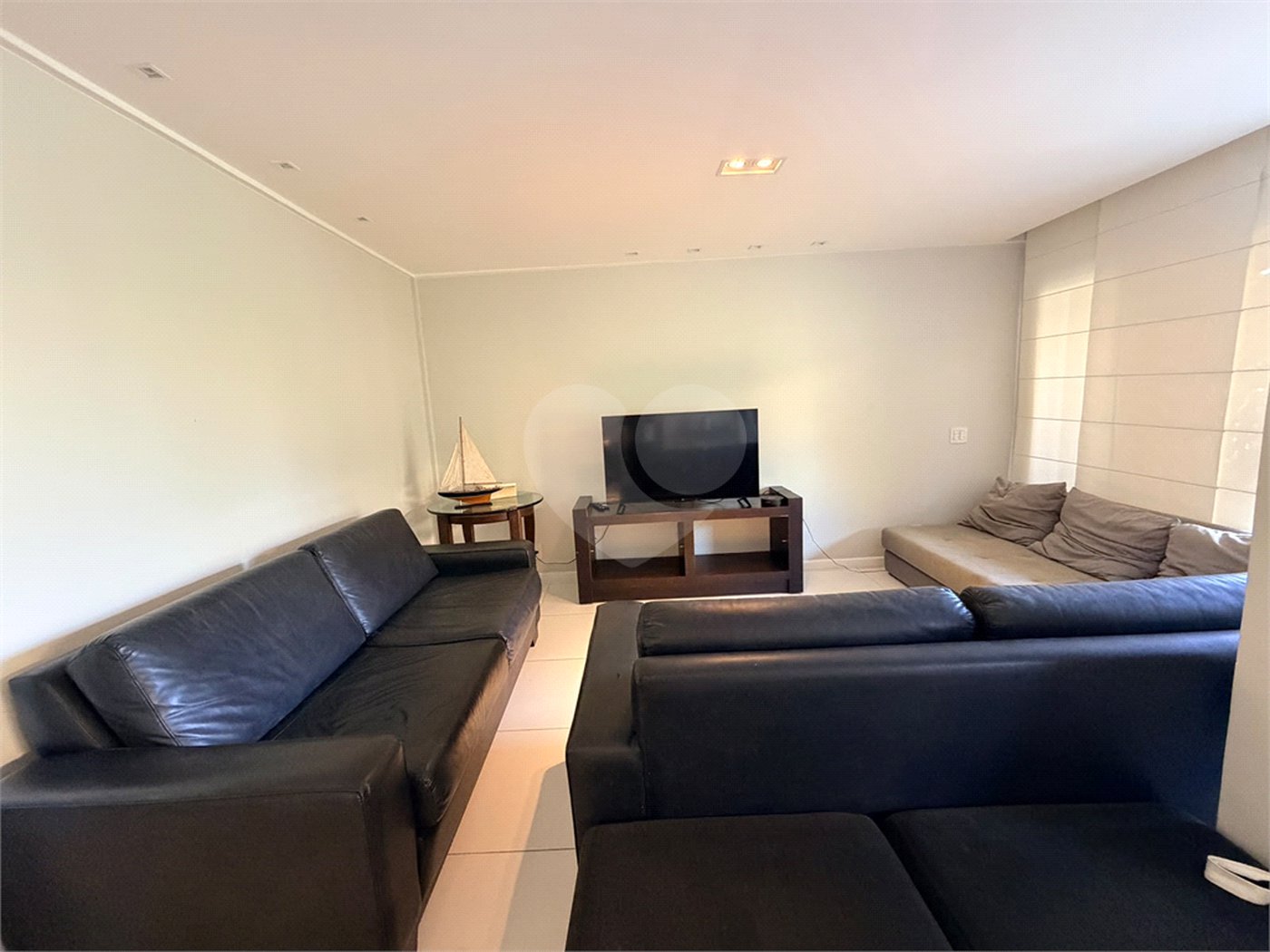 Casa em condomínio à venda com 4 quartos, sendo 3 suítes, em Manguinhos, Armação dos Búzios, RJ