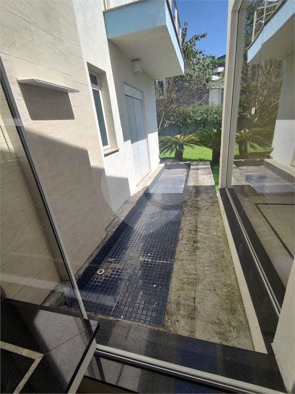 Casa à venda com 3 suítes no condomínio Residencial Suzano, Suzano - SP