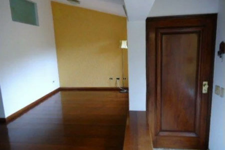 Sobrado à venda ou para alugar com 2 suítes em Paraisópolis, São Paulo, SP