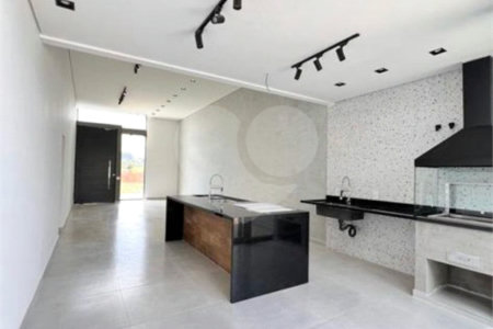 Casa à venda com 3 suítes no condomínio Residencial Golden Ville, Itapetininga - SP
