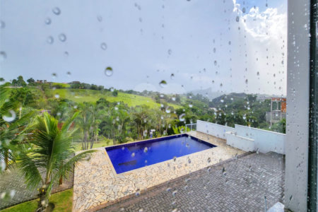 Casa à venda com 5 quartos, sendo 4 suítes, em Jardim Nova Esperança, Jacareí, SP