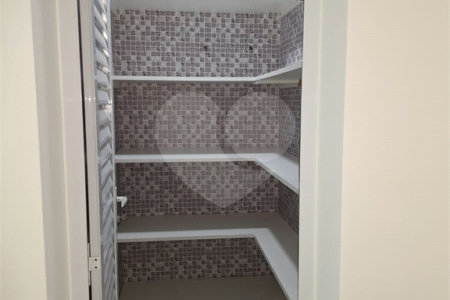 Apartamento à venda com 3 suítes em Vila Anastácio, São Paulo, SP