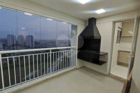 Apartamento à venda com 3 quartos, sendo 2 suítes,  em Jardim Arpoador, São Paulo, SP