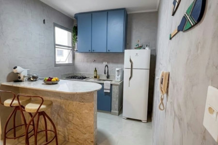 Apartamento com 2 dormitórios à venda, 76 m² por R$ 365.000,00 - Vila Júlia - Guarujá/SP