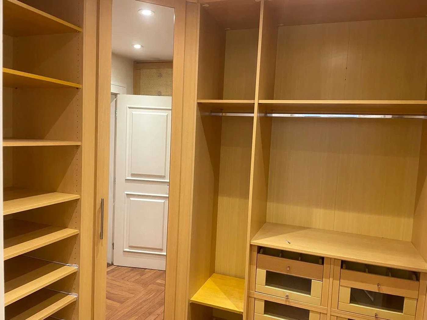 Apartamento à venda com 4 suítes em Vila Suzana, São Paulo, SP