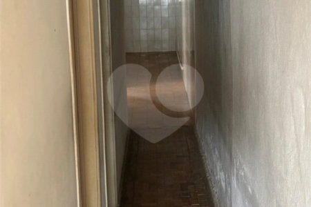 Casa à venda com 2 quartos no Centro, Salto, SP