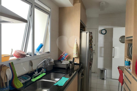 Apartamento à venda com 3 quartos, sendo 2 suítes,  em Campo Belo, São Paulo, SP