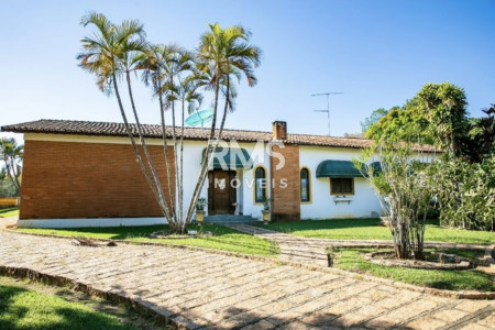 Chácara à venda com 4 quartos, sendo 1 suíte,  em Colinas do Mosteiro de Itaici, Indaiatuba, SP