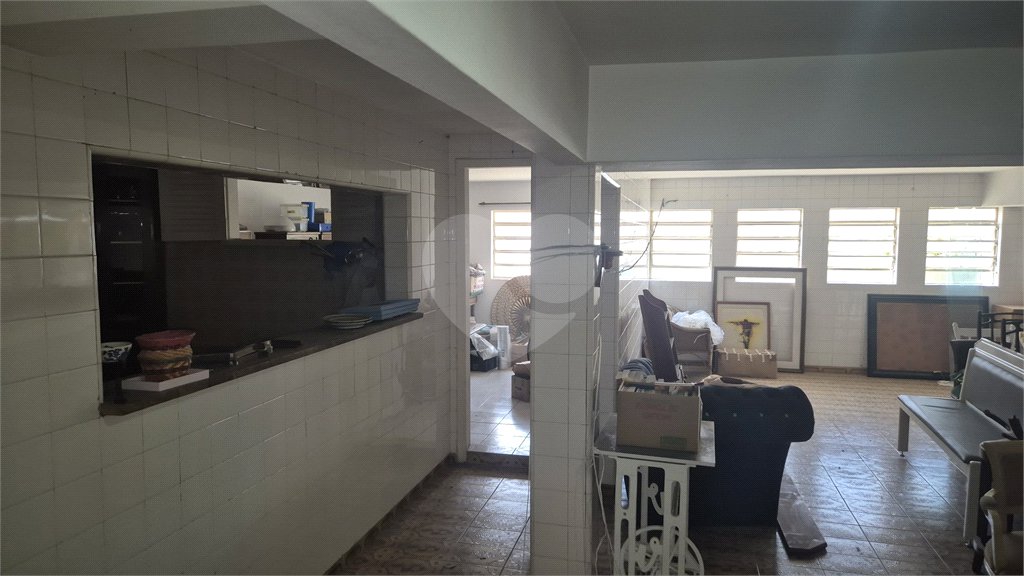 Casa à venda com 4 quartos, sendo 3 suítes,  no condomínio Chácara das Rosas, São Paulo - SP