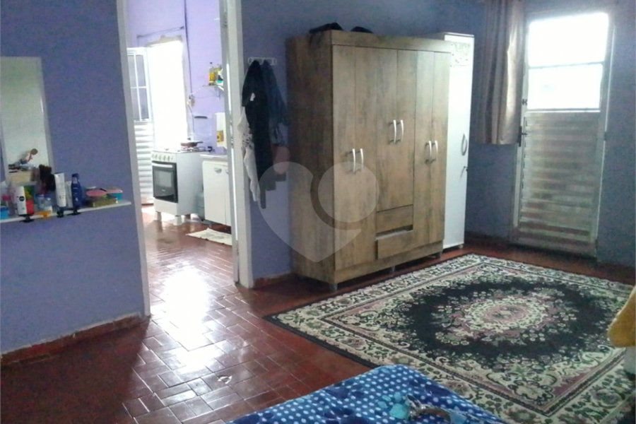 Sobrado à venda com 6 quartos em Horto, São Paulo, SP