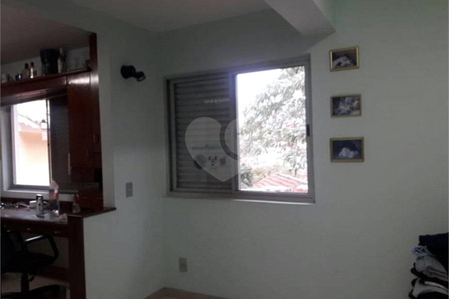 Sobrado à venda com 6 quartos, sendo 2 suítes, em Horto Florestal, São Paulo, SP