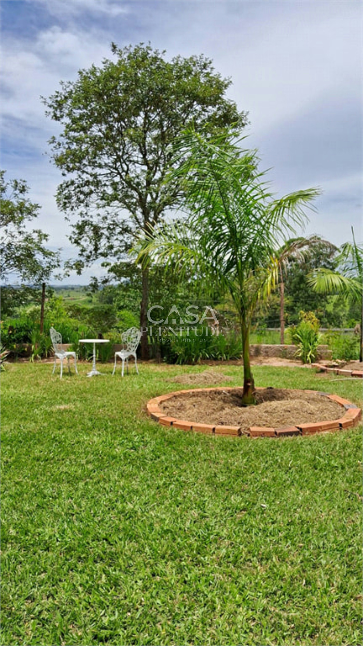 Chácara à venda com 4 quartos, sendo 1 suíte, em Zona Rural, Porangaba, SP