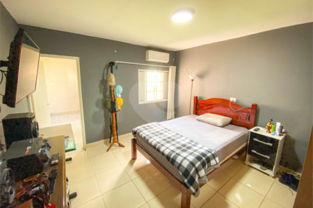 Casa à venda com 3 quartos em Vila Mazarino, Itapetininga, SP