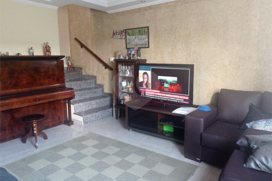 Casa à venda com 1 quarto no condomínio Coelho Iii, São Paulo - SP
