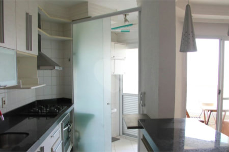 Apartamento à venda com 2 quartos, sendo 1 suíte,  em Vila Endres, Guarulhos, SP