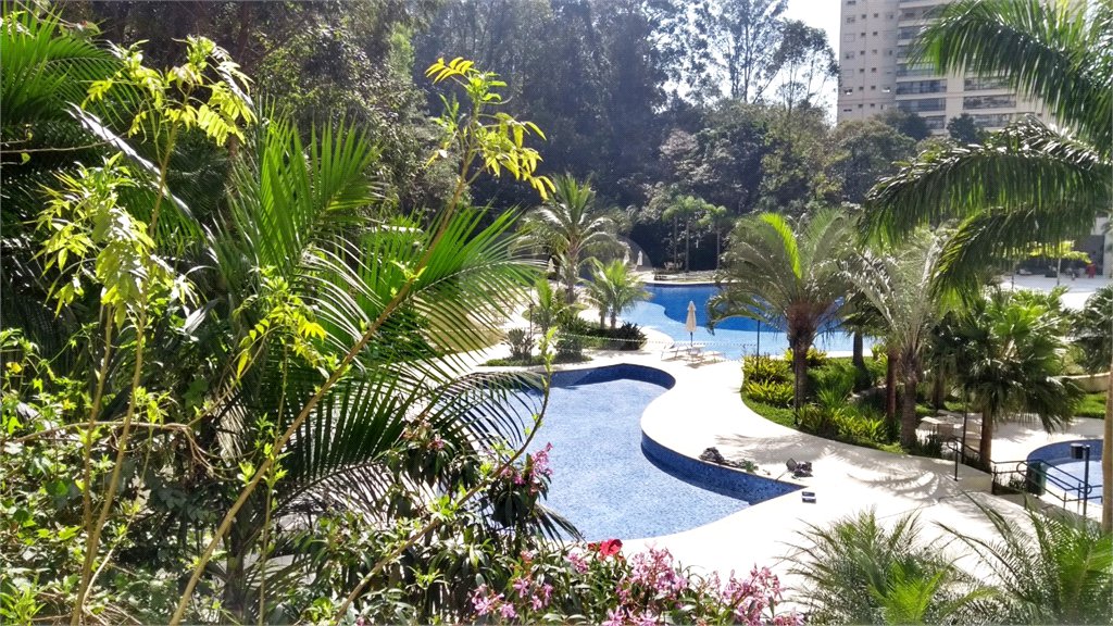 Apartamento à venda com 3 suítes em Jardim Marajoara, São Paulo, SP