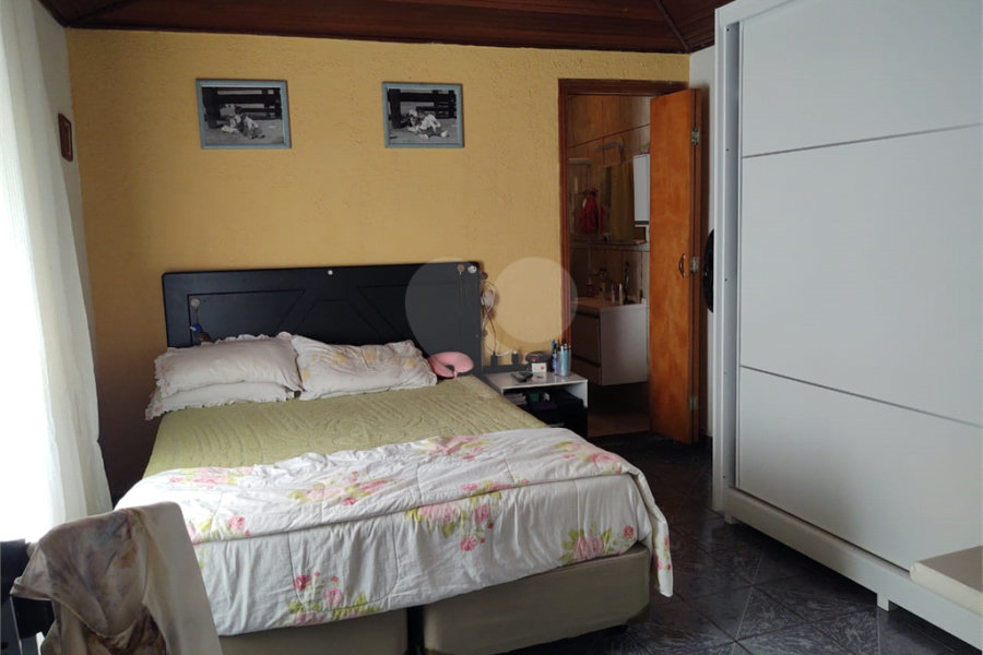 Sobrado à venda com 3 quartos, sendo 1 suíte, em Vila Guilherme, São Paulo, SP