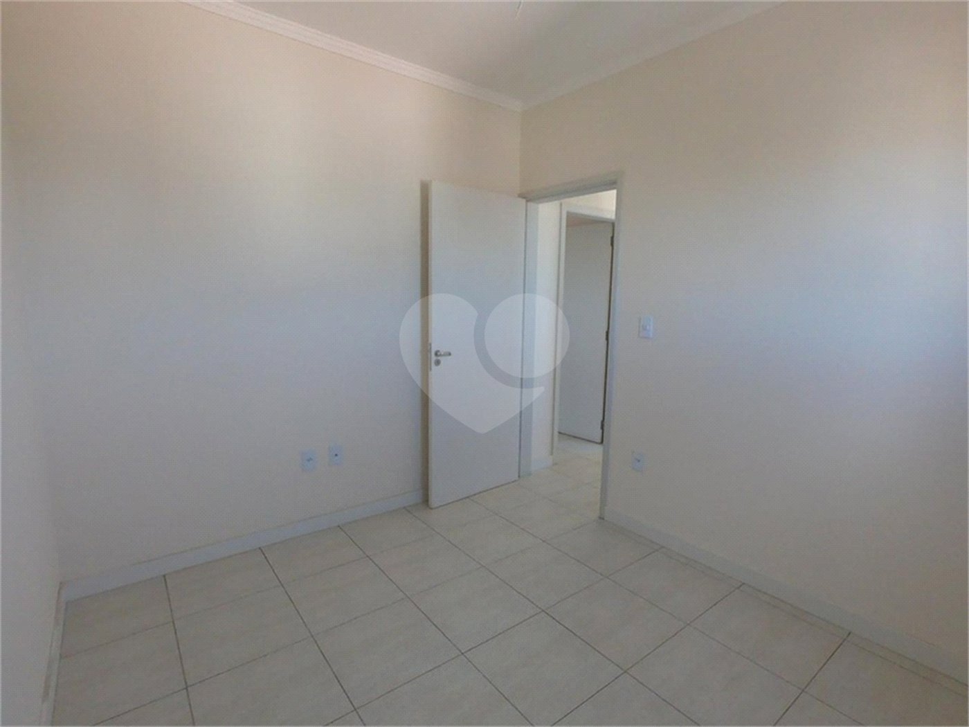 Apartamento à venda com 2 quartos em Vila Barão, Sorocaba, SP
