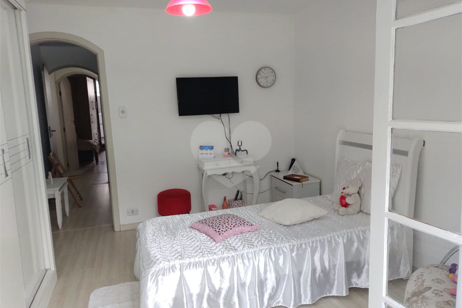 Sobrado à venda com 3 quartos em Jabaquara, São Paulo, SP