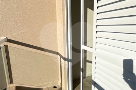 Sobrado à venda com 3 suítes em Vila Petrópolis, Atibaia, SP