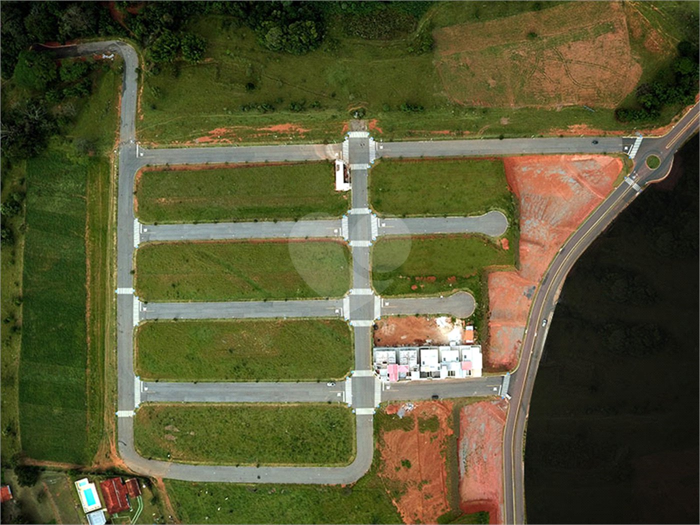 Terreno à venda no condomínio Loteamento Vila Romana, Bragança Paulista - SP