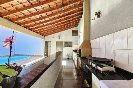 Casa à venda com 3 quartos, sendo 1 suíte,  em Jardim Jóquei Clube, Ribeirão Preto, SP