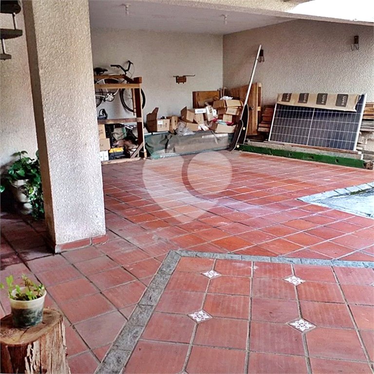 Sobrado à venda com 4 quartos, sendo 3 suítes, em Tremembé, São Paulo, SP
