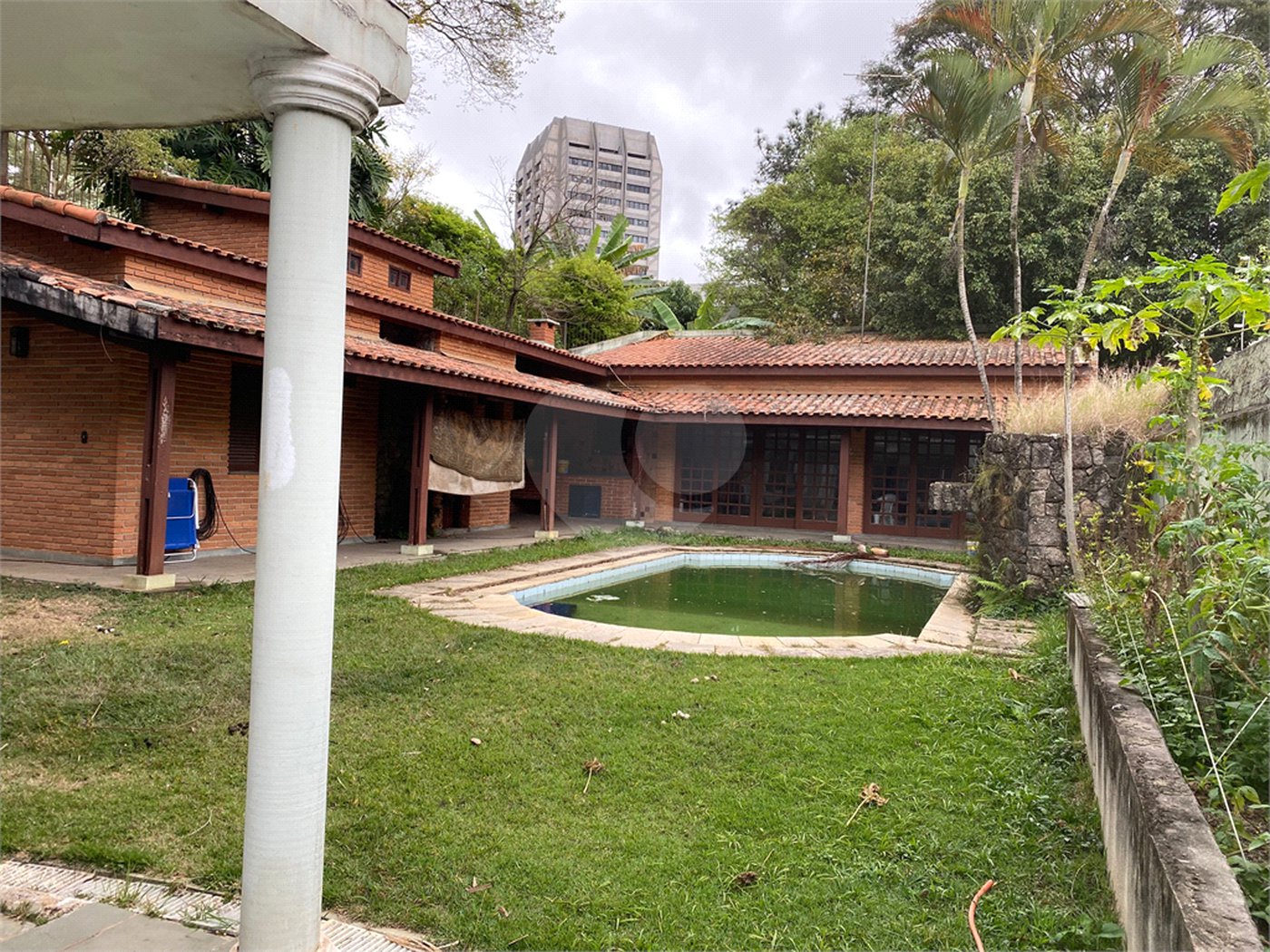 Sobrado à venda com 4 suítes em Alto da Boa Vista, São Paulo, SP