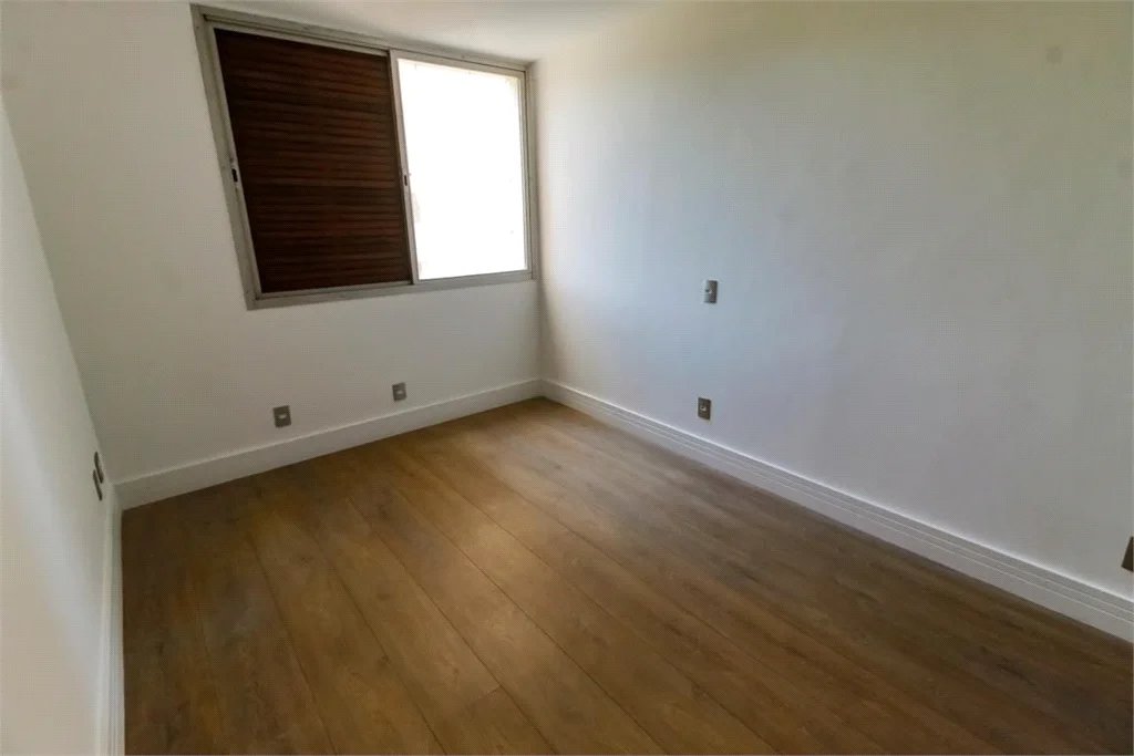 Apartamento à venda com 3 quartos, sendo 2 suítes, em Vila Andrade, São Paulo, SP