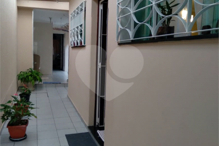 Casa Térrea à venda com 3 quartos, sendo 1 suíte, em Vila Galvão, Guarulhos, SP