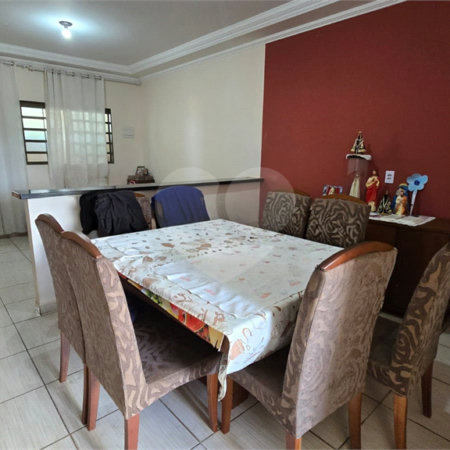 Casa à venda com 2 quartos, em Parque Dos Timburis, São Carlos, SP