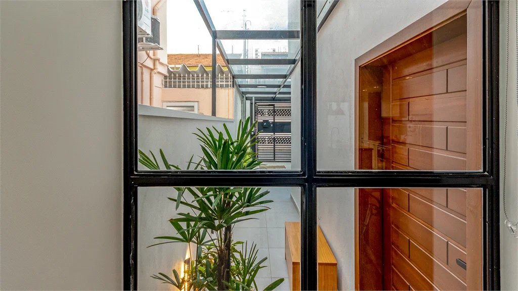 Sobrado à venda com 3 quartos, sendo 1 suíte,  em Cidade Monções, São Paulo, SP